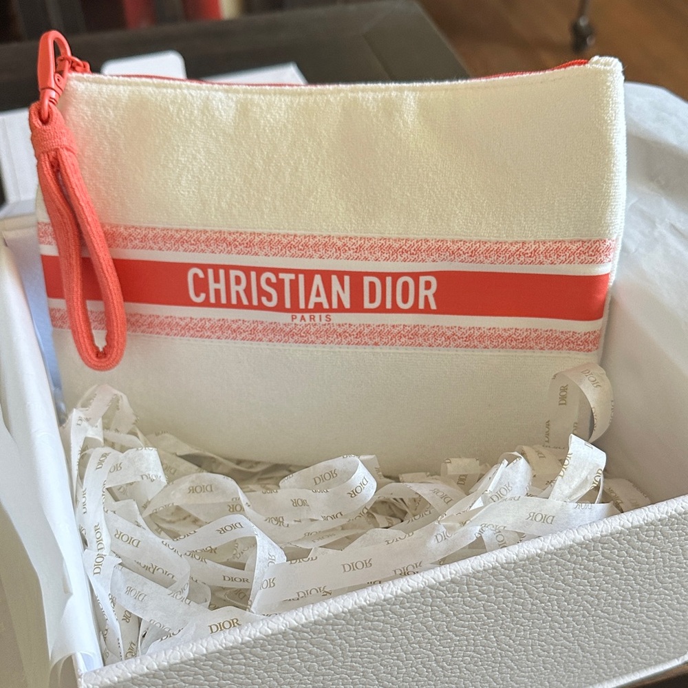 Dior summer pouch